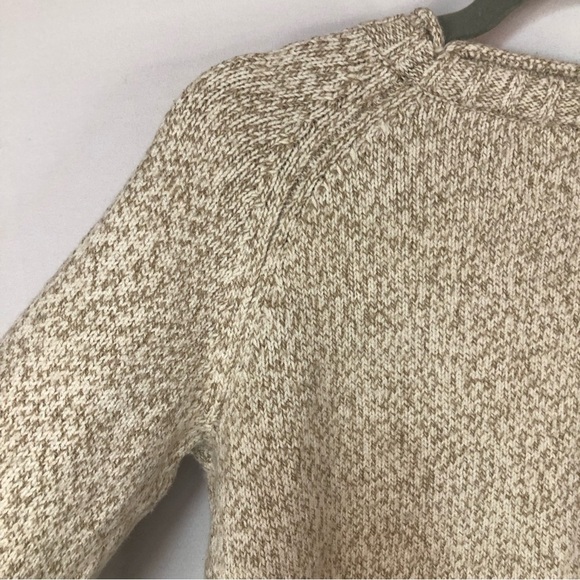 Cabela’s Women’s Sweater Crew Neck Raglan Sleeve Camel/White Rounded Tail - Picture 3 of 8